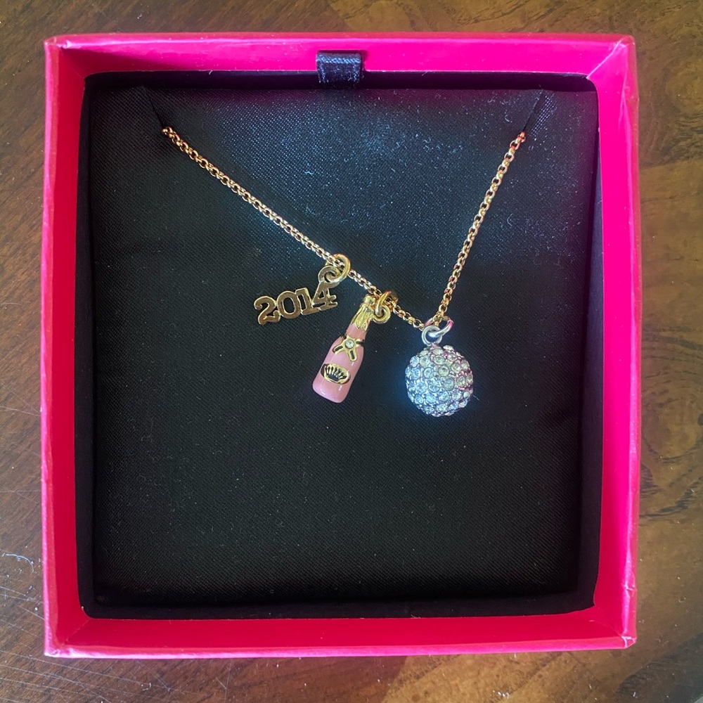 Juicy couture necklace